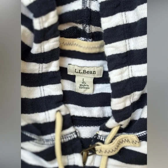 L.L. Bean Hoodie in Blue and White, full zip, size L - Picture 6 of 9